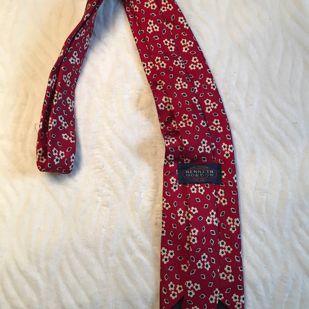 Kenneth GordonTie
